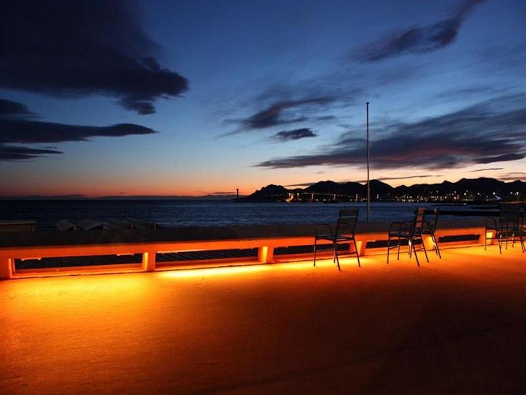 Cannes Front Beach Pools Apartment Exteriér fotografie