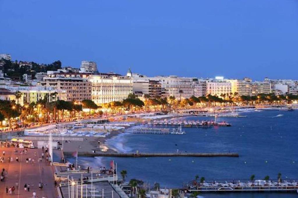 Cannes Front Beach Pools Apartment Exteriér fotografie